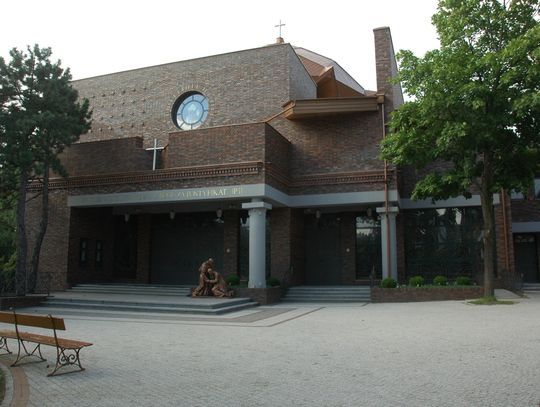 Kolędy z mocą tradycji i nowoczesności. Wielkie białołęckie kolędowanie w Płudach