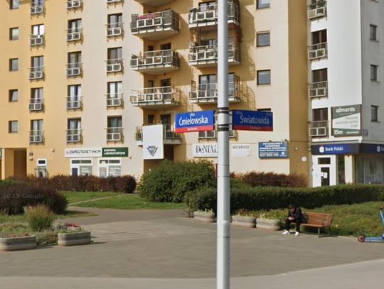 Mieszkańcy skarżą się na sygnalizację przy Światowida i Ćmielowskiej