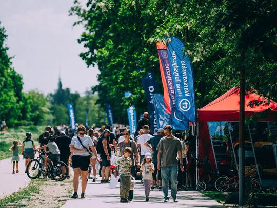 Park Żerański tętnił życiem. Rodzinny piknik pełen atrakcji i aktywności Park Żerański tętnił życiem. Rodzinny piknik pełen atrakcji i aktywności
