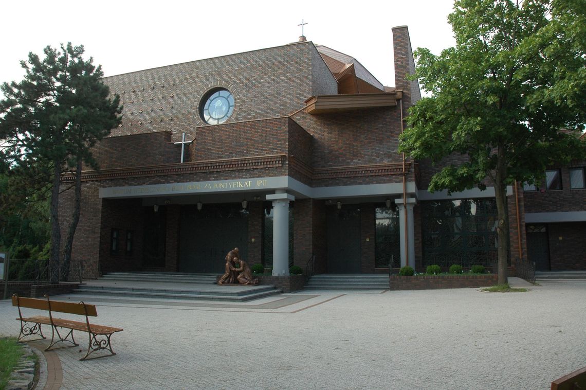 Kolędy z mocą tradycji i nowoczesności. Wielkie białołęckie kolędowanie w Płudach