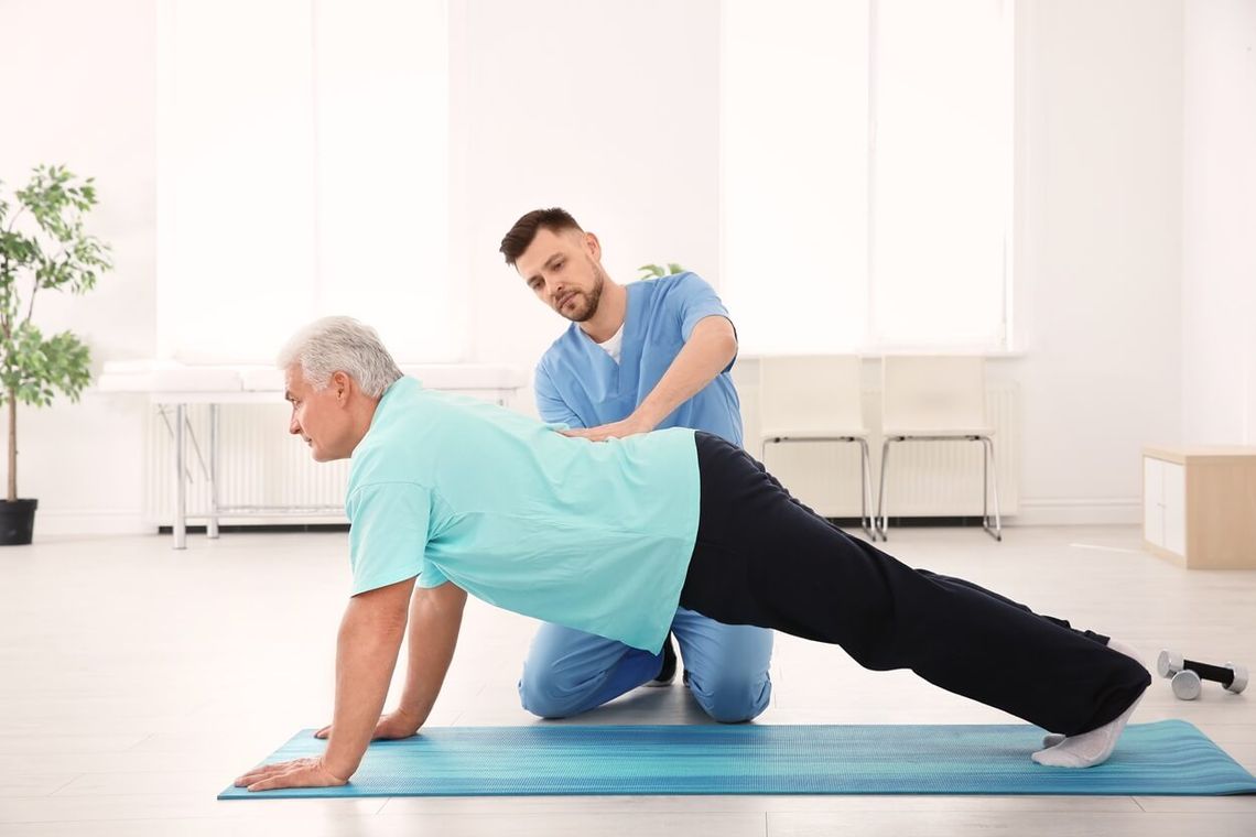 Rehabilitacja domowa po operacji biodra